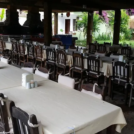 Hotel Riverside