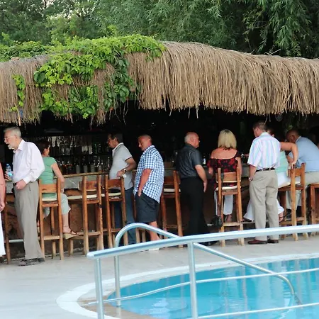 Hotel Riverside 2*